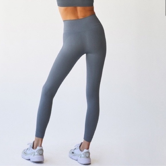 SET ACTIVE SCULPTFLEX high waisted Leggings in Gray women’s size S - Picture 9 of 10